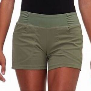 Mountain Hardwear Women's Dynama Short